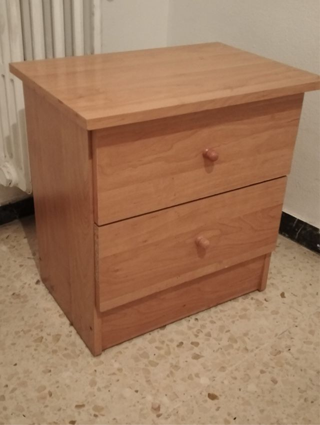 Mesita de noche Última semana por vaciar piso rápi
