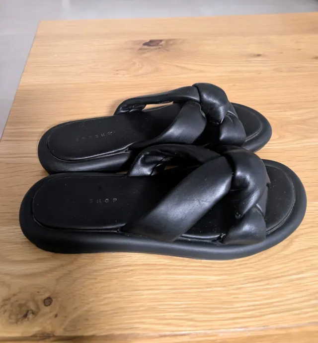 Sandalias planas TOPSHOP negras