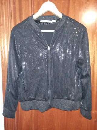 Cazadora lentejuelas negra