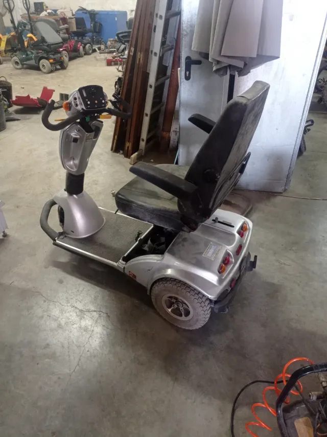 Scooters eléctricos varios modelos