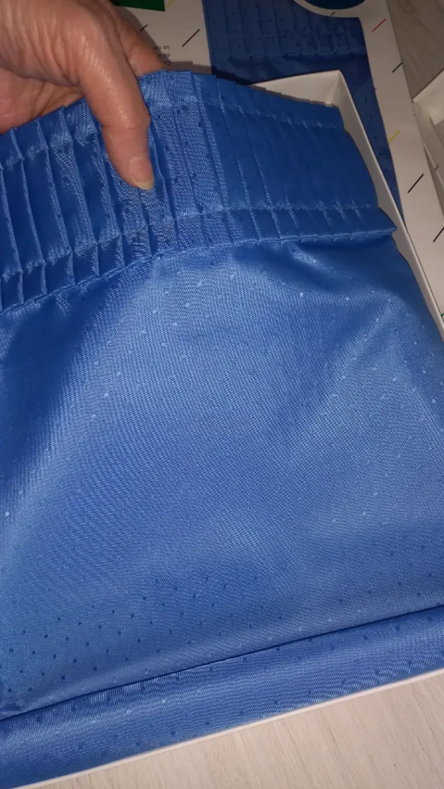 Cortina de baño azul