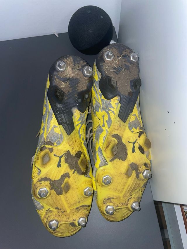 Botas de fútbol Puma Future tacos de aluminio