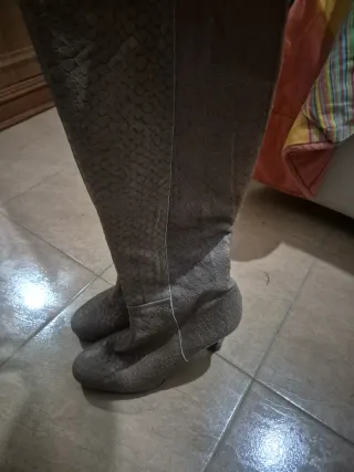 Botas Vero Cuoio Talla 39 Beige Piel Serpiente