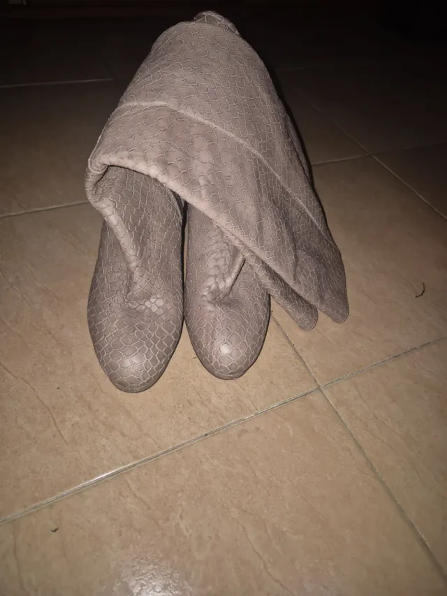 Botas Vero Cuoio Talla 39 Beige Piel Serpiente