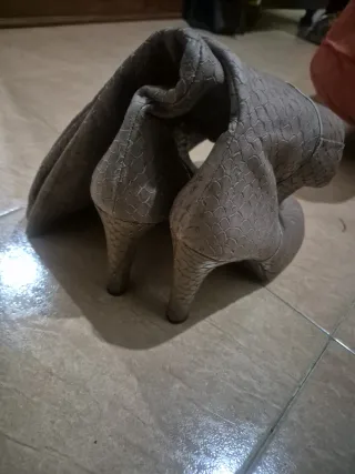 Botas Vero Cuoio Talla 39 Beige Piel Serpiente