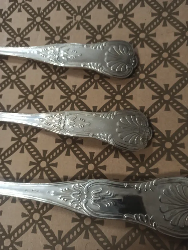 Cubertería plateada 12 servicios