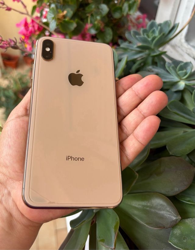 iPhone XS Max 64GB Dorado