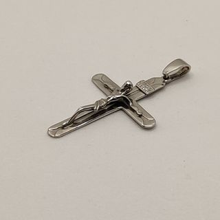 Colgante Cruz de oro Blanco de 18k, 2.86 g.