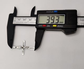 Colgante Cruz de oro Blanco de 18k, 2.86 g.