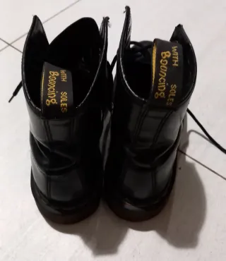 Stivaletti Dr. Martens neri
