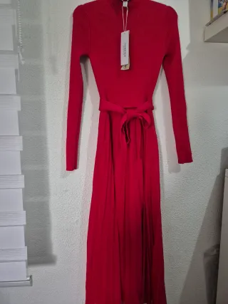 Vestido rojo Forever New boda