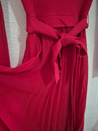 Vestido rojo Forever New boda
