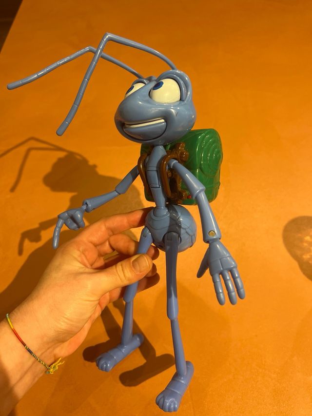 Figura Flik de Bichos
