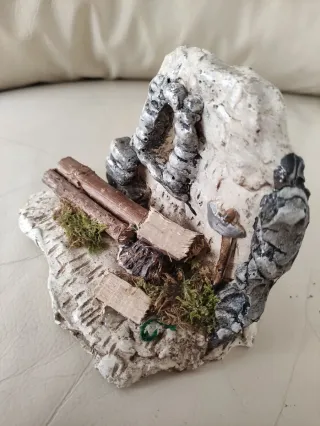 Accessorio presepe ambientazione legna e ascia