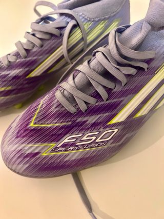 Botas futbol mujer nuevas