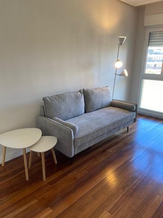 Sofá 2 plazas Conforama gris