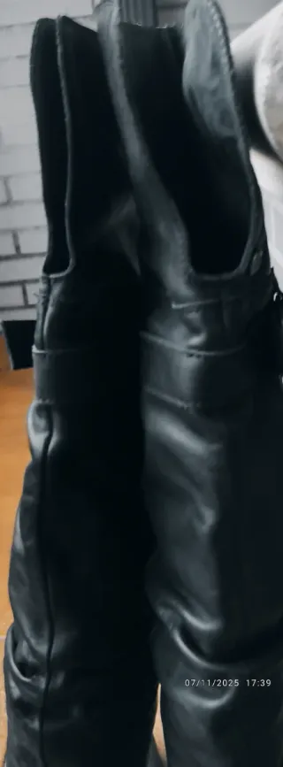 Botas Mustang Piel Negras 37