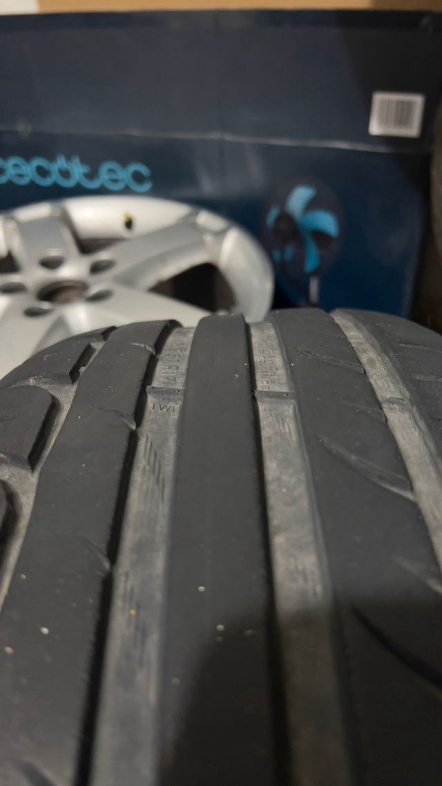 Llantas Ford Focus 17 pulgadas con neumaticos