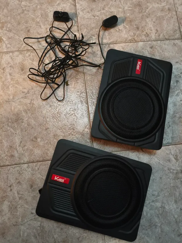 NO NEGOCIABLE Subwoofer Coche Compacto Bajo Asient