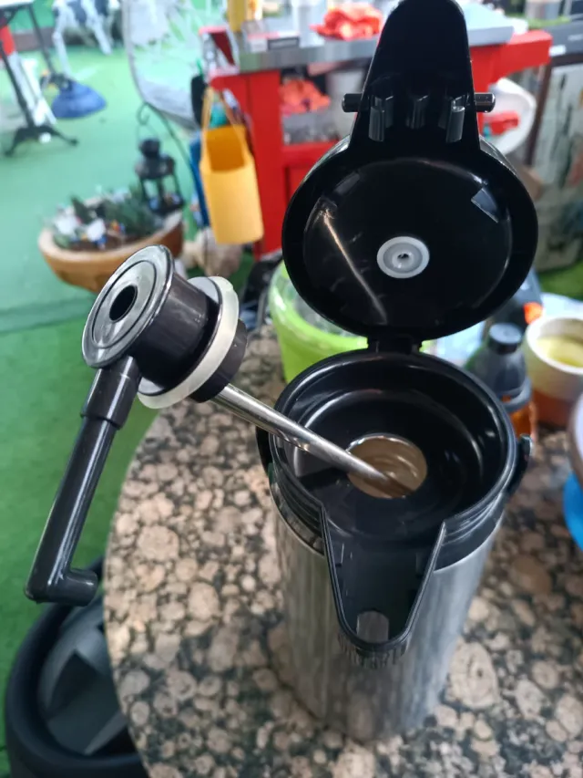 Termo in acciaio inossidabile con tazze