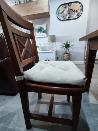 Mesa Comedor Extensible + 4 Sillas Madera