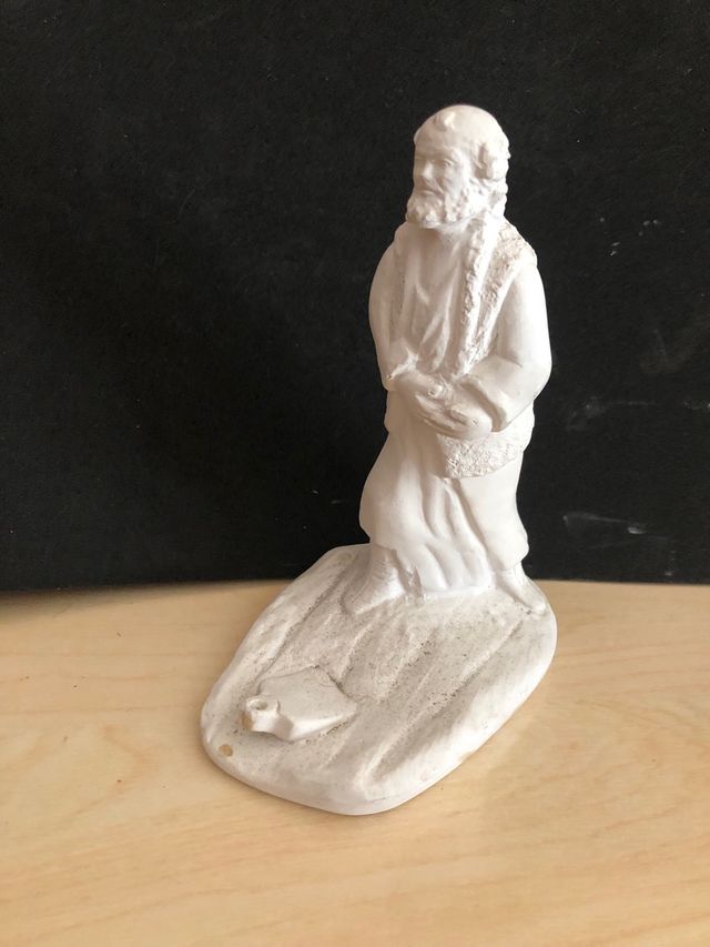 Pastor Belén con azada 15 cm