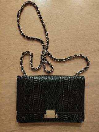 Bolso de hombro negro