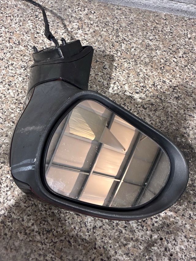 Retrovisor Izquierdo Peugeot 207 eléctrico