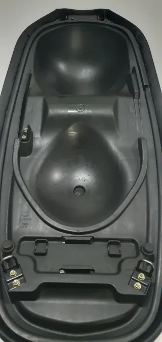 Asiento Kymco Superdink 125/300