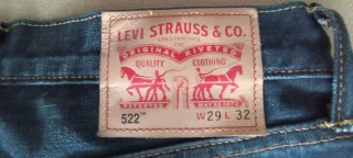 Pantalón Levis 522 talla W29 L32