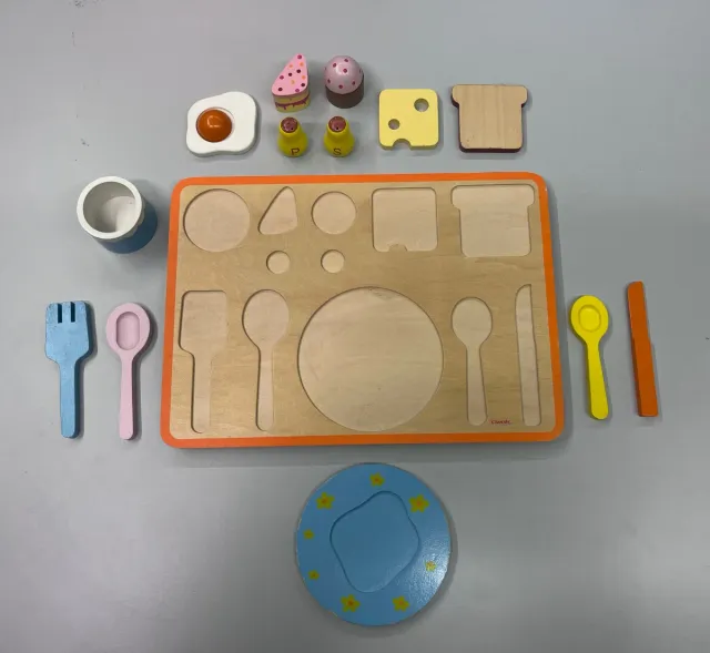 Puzzle de madera desayuno para niños
