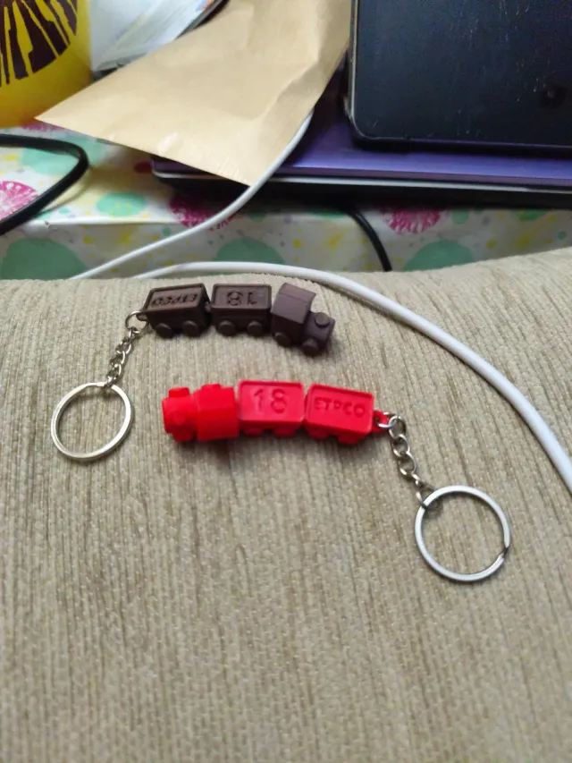 Llavero tren personalizable