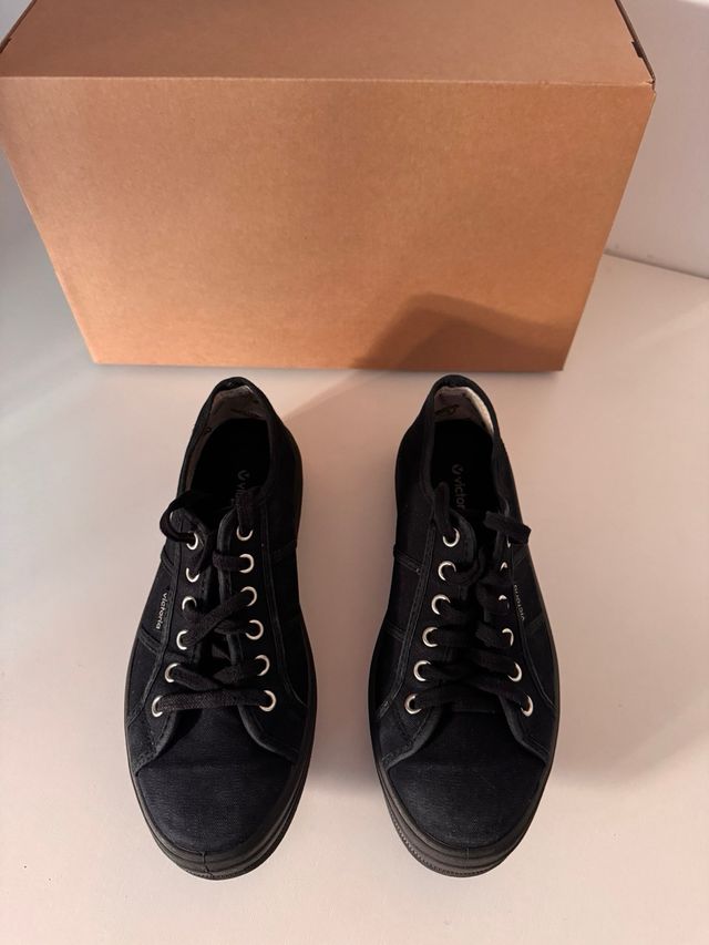 Zapatillas Victoria Negras Plataforma