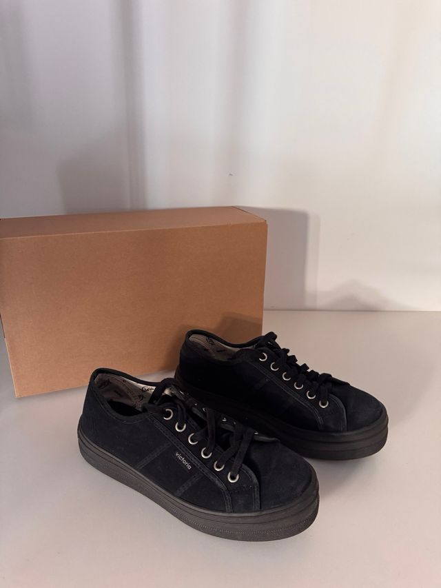 Zapatillas Victoria Negras Plataforma