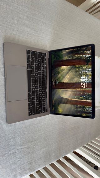 MacBook Pro 13” 2019 Gris Espacial
