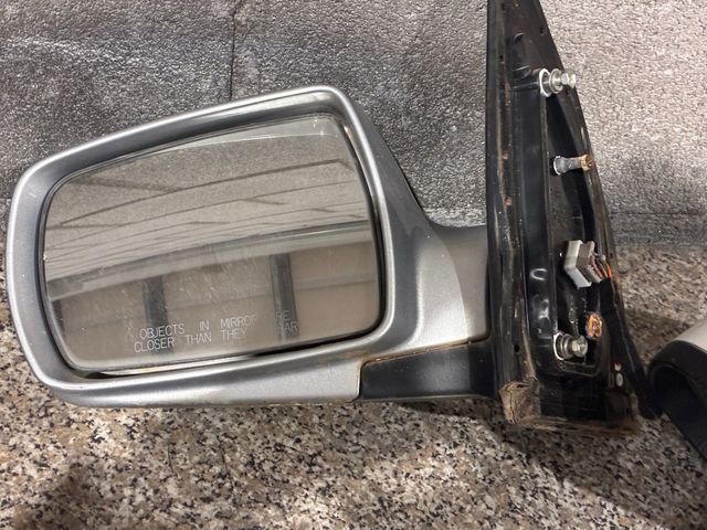 Retrovisor Izquierdo Kia Carnival