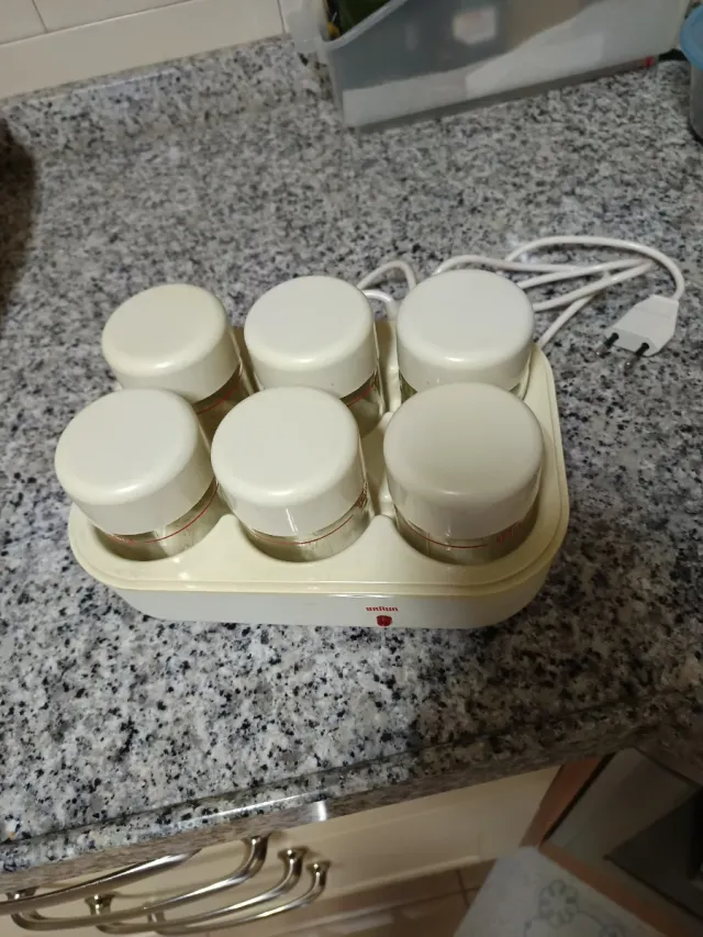 Yogurtera Braun 6 tarros