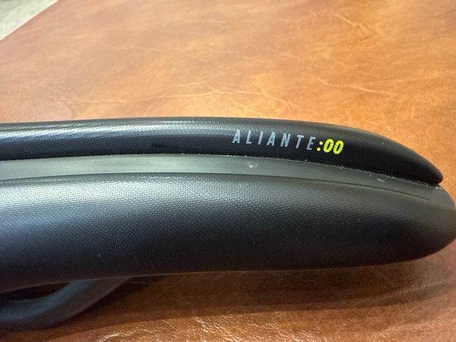 Sillín Fizik Aliante 00 Carbono