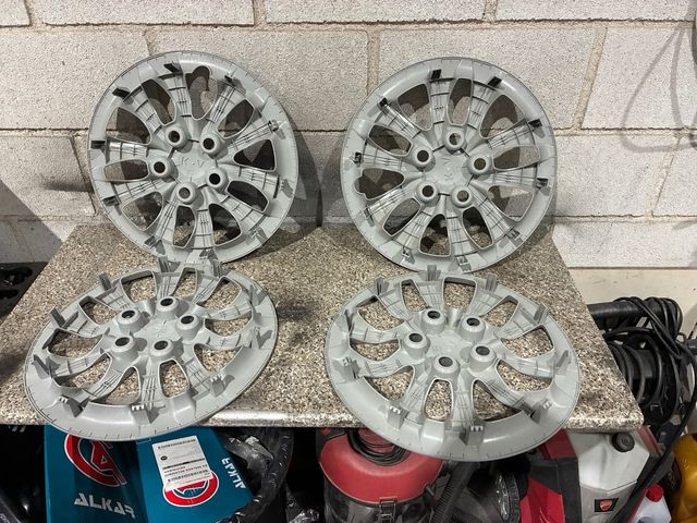 Tapacubos Kia 15 Nuevos a estrenar