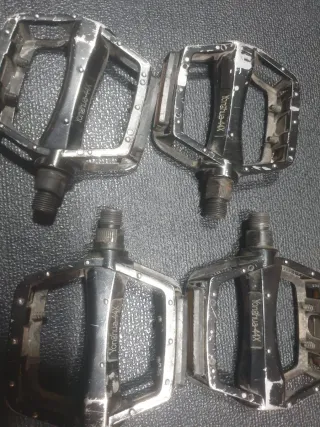 Pedales de bicicleta de metal Yonghua-44X