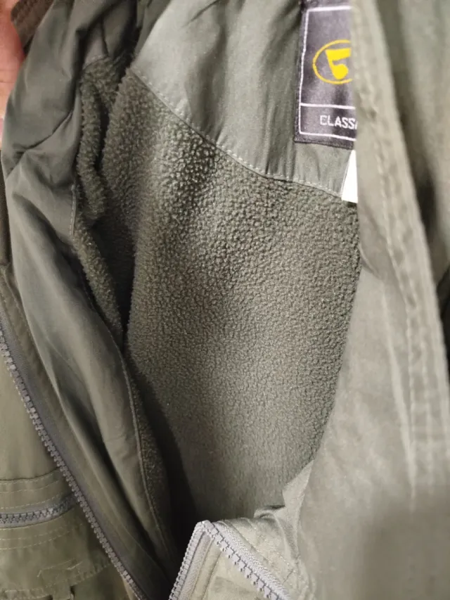 Chaleco caza/pesca verde forro polar marca Forwad