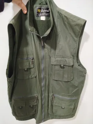 Chaleco caza/pesca verde forro polar marca Forwad