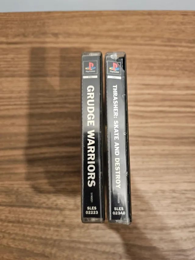 Lote 2 Giochi PS1: Grudge Warriors e Thrasher
