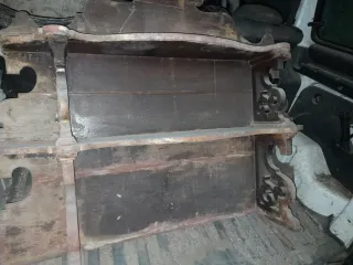 Estantería de madera rústica más de 80 años