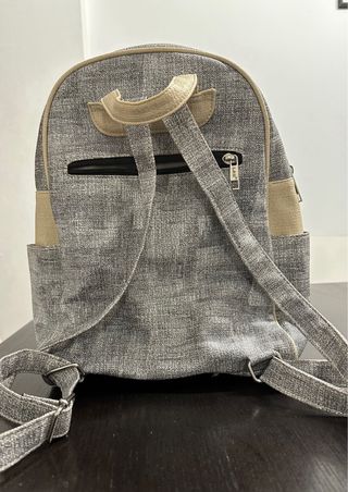 Mochila Mujer Beige y Gris