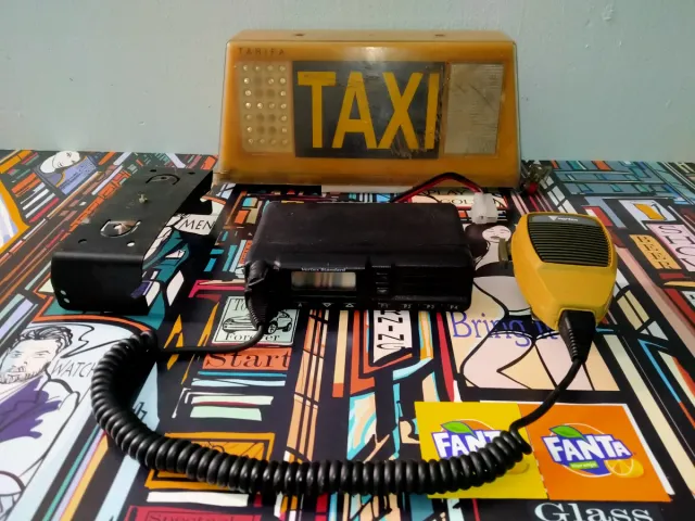 Emisora Vertex Standard VX-2500 EV