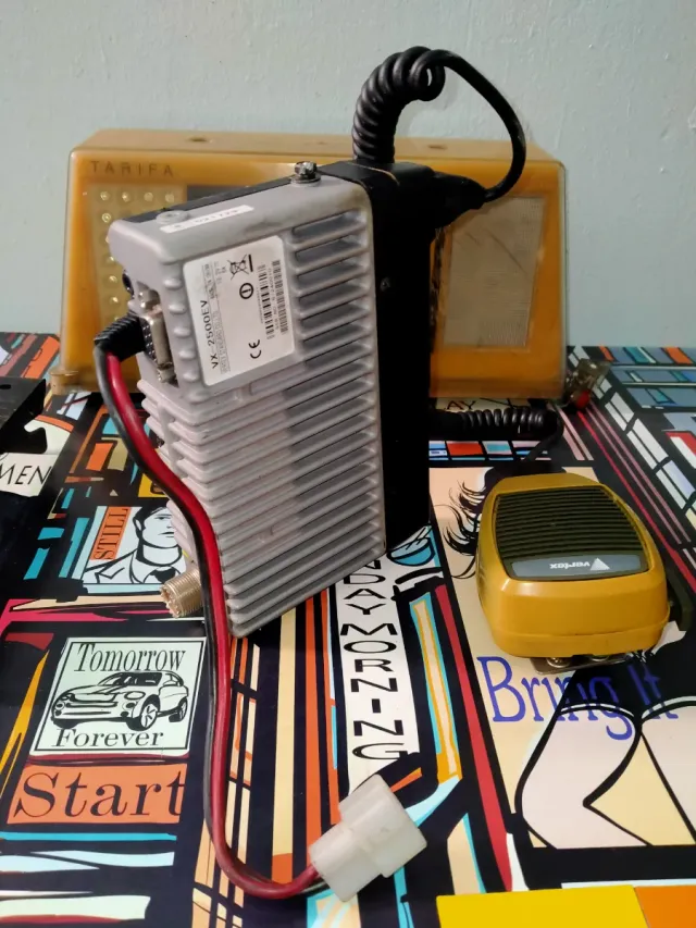 Emisora Vertex Standard VX-2500 EV