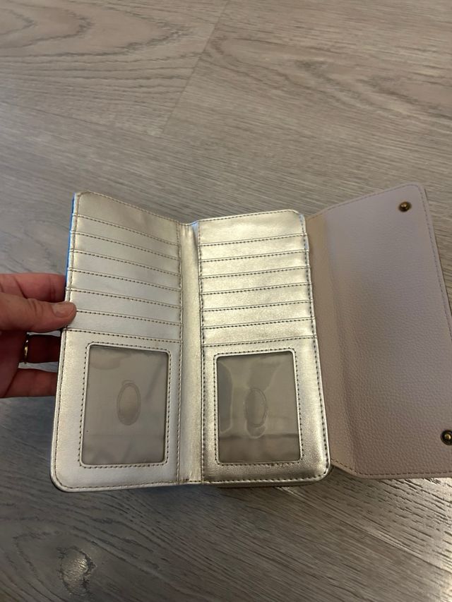 Monedero grande Guess beige rosado