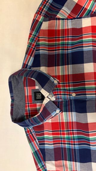 4 CAMISAS HOMBRE M. CORTA , MÁS 1 REGALO