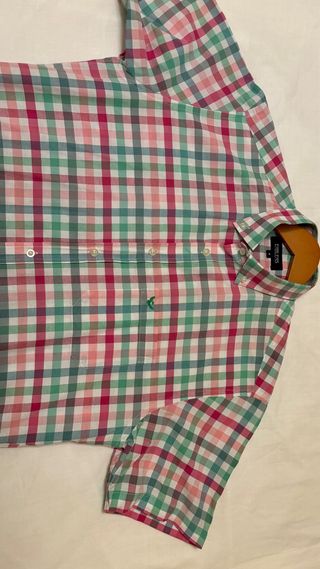 4 CAMISAS HOMBRE M. CORTA , MÁS 1 REGALO